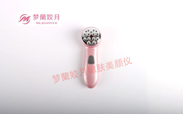 圖：歐斯頓夢(mèng)蘭姣月嫩膚美容儀
